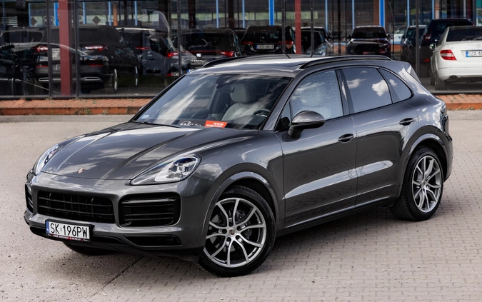 Porsche Cayenne cena 299900 przebieg: 91681, rok produkcji 2019 z Golczewo małe 781